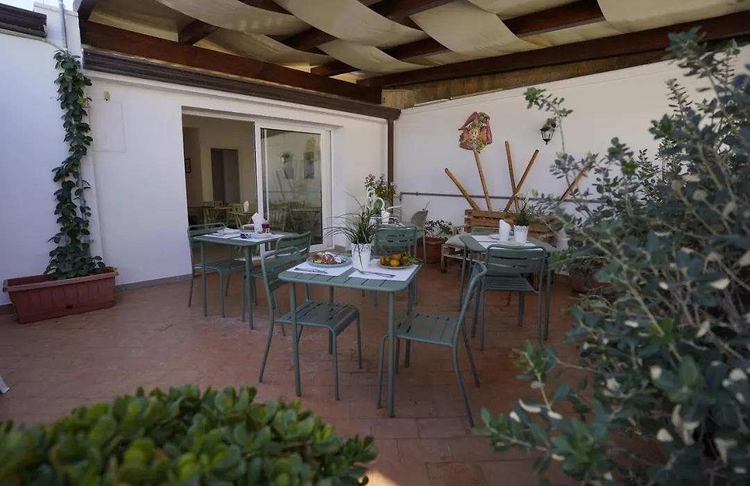 B&B Bivona-1