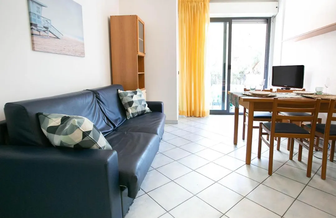 Residence Villa Dei Pini-1