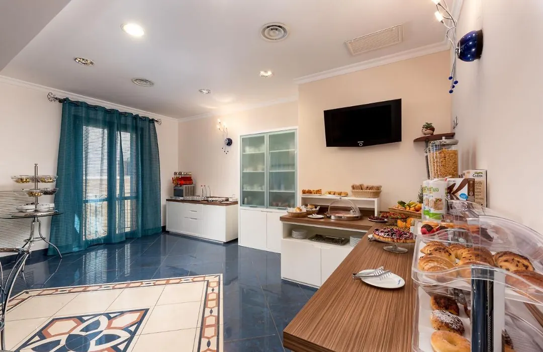 Helios Hotel-1