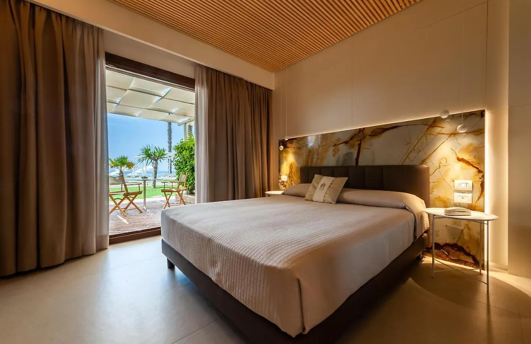 Donnarumma Hotel-1