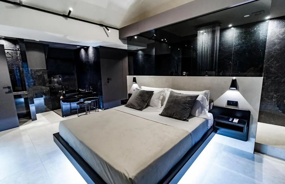 4 Suites " Unconventional Living Rooms "-1