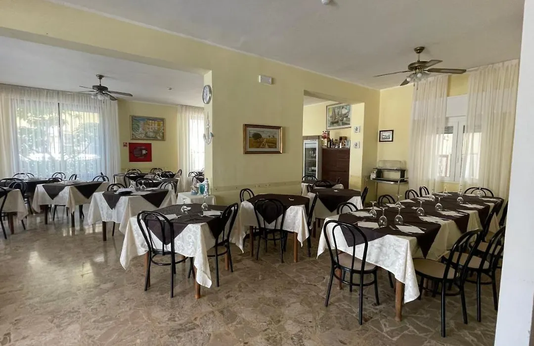 Hotel Alex-1