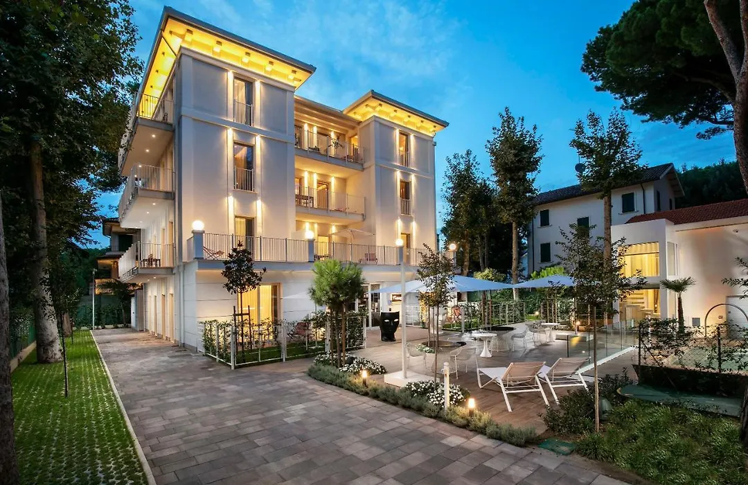 Elegance Riccione-1
