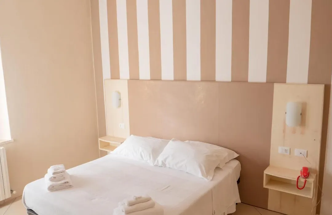 Hotel La Smorfia-1