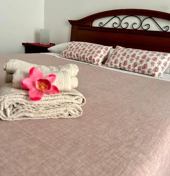 Ohana B&B-1