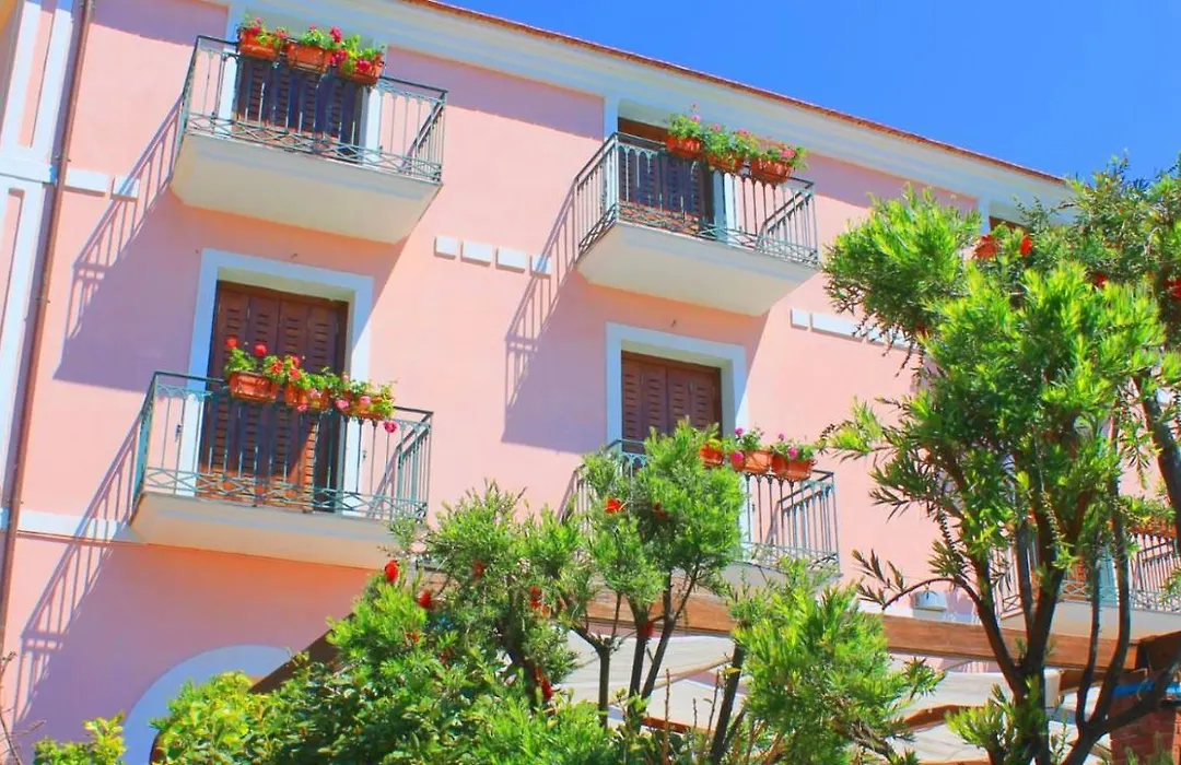 Hotel Pisacane-1