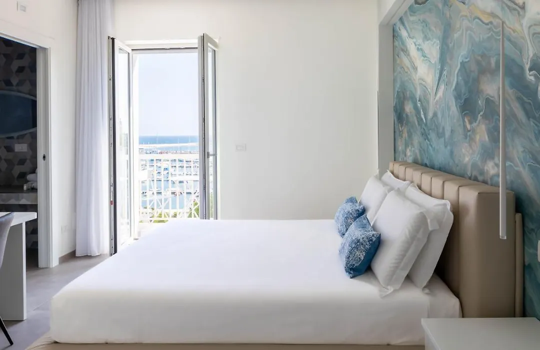 Marea Charme Rooms-1