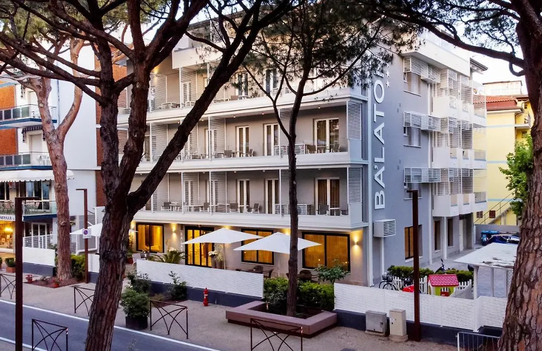 Hotel Balaton-1