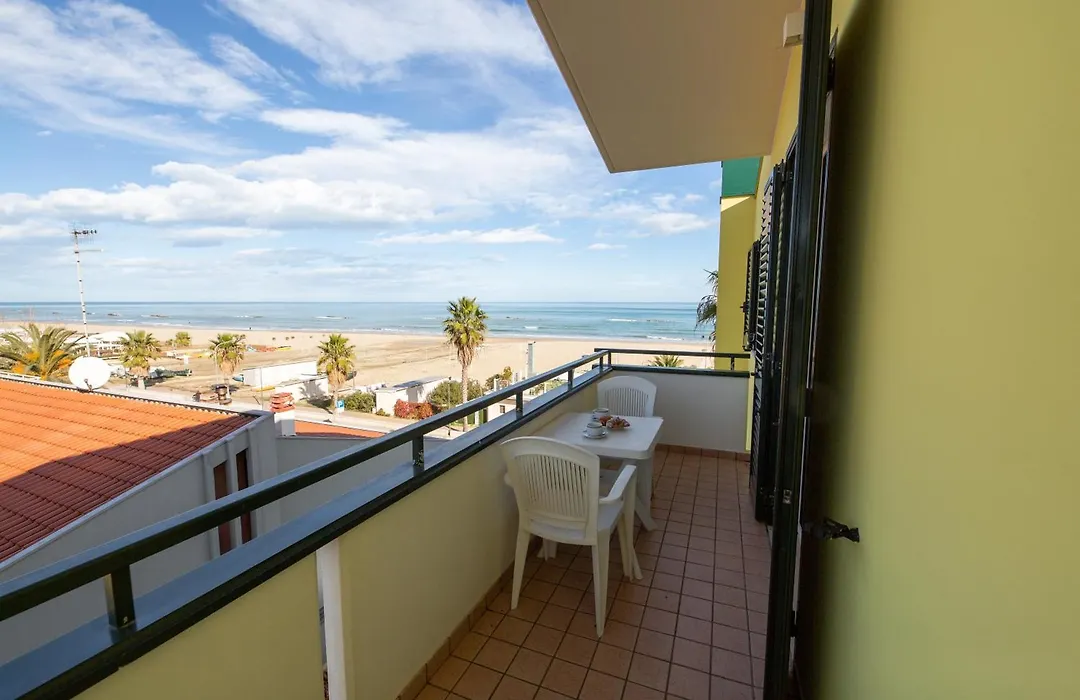 Hotel Roma Sul Mare-1