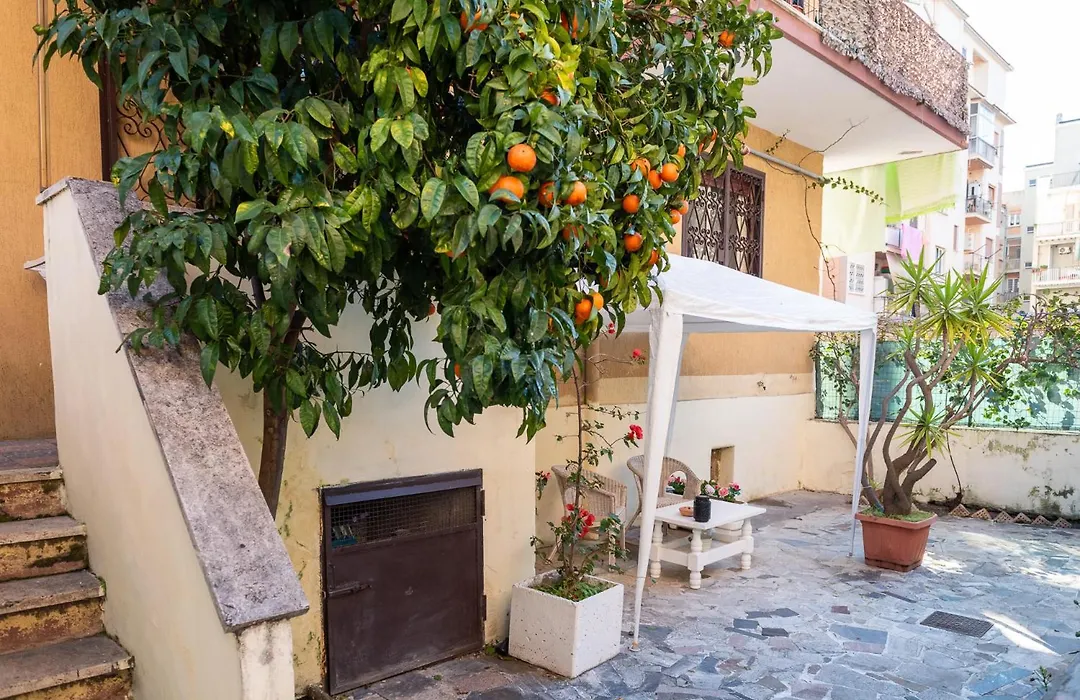 La Casa di Betty-1