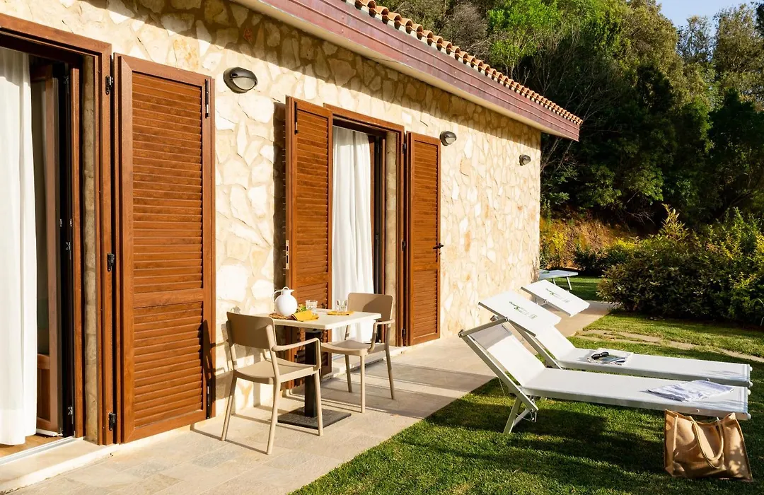 Azienda Agricola Club Le Cannelle-1
