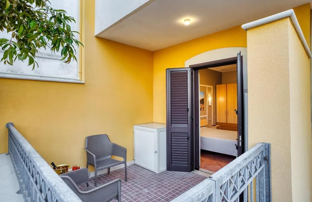Potì Comfort Rooms Tra Mare e Paese-1