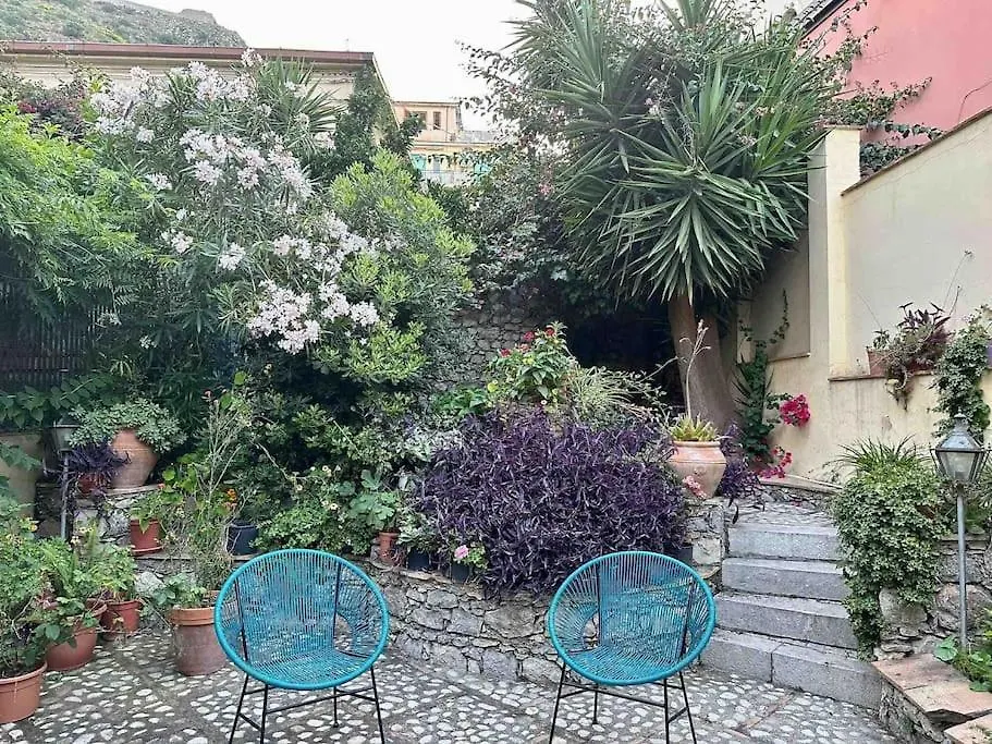 Villa Carla, A Charming Villa In The Center Of Taormina-1