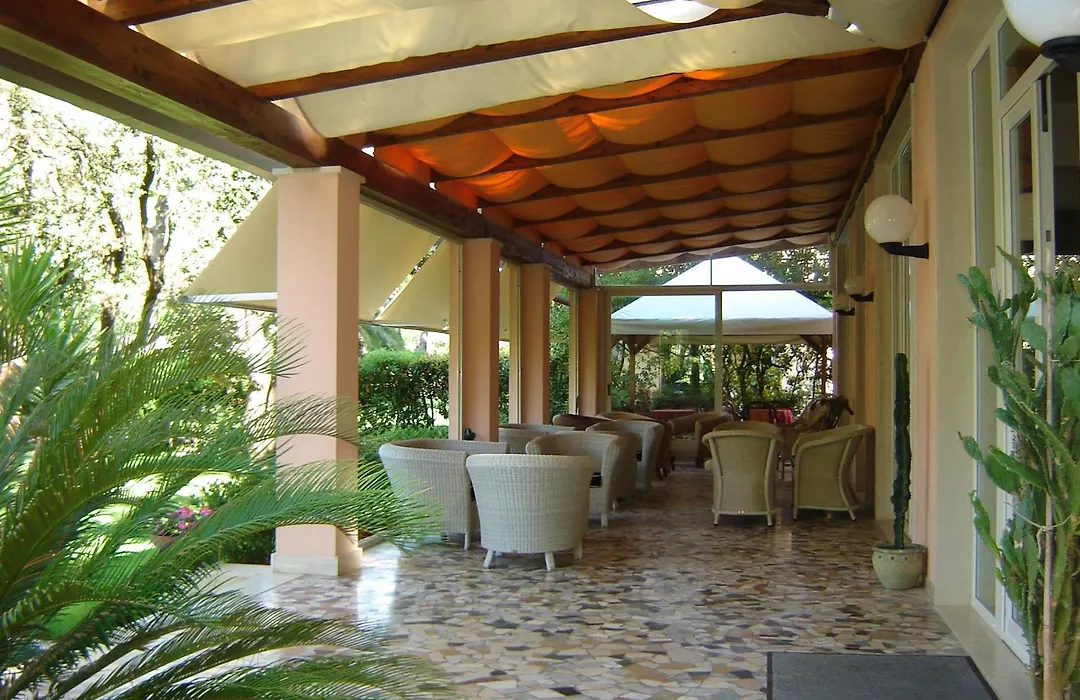 Hotel Mediterraneo-1