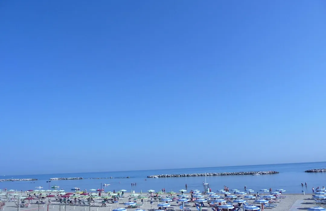 Hotel Suprem sul Mare-1