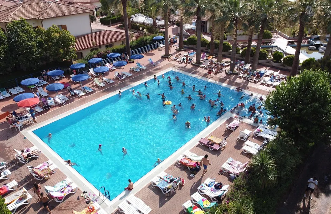 Villaggio Turistico La Mantinera - Appartamenti de Luxe-1