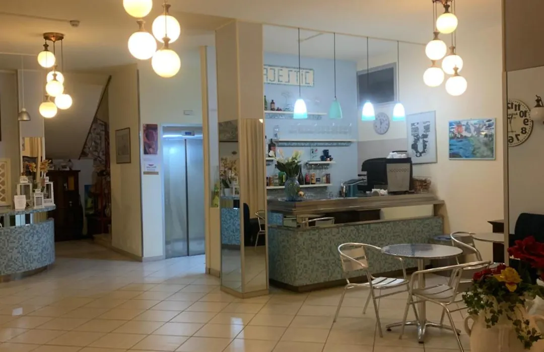 Hotel Majestic-1