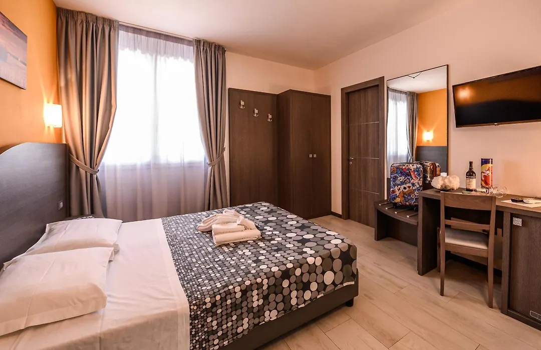 Hotel Rainbow Resort-1