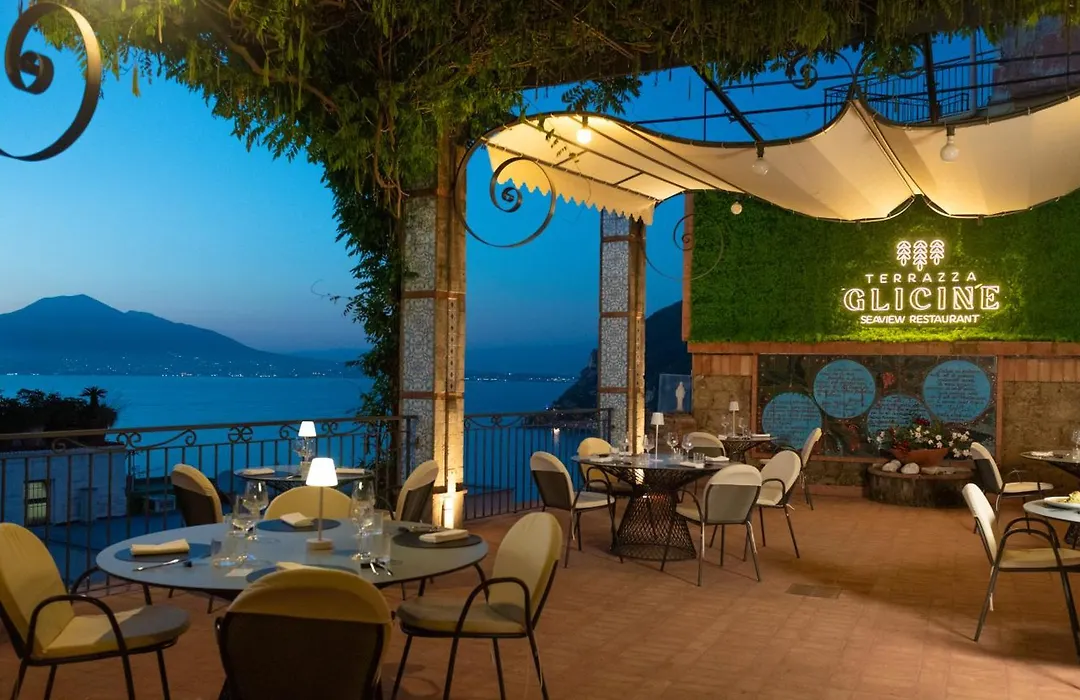 Aequa Hotel-1