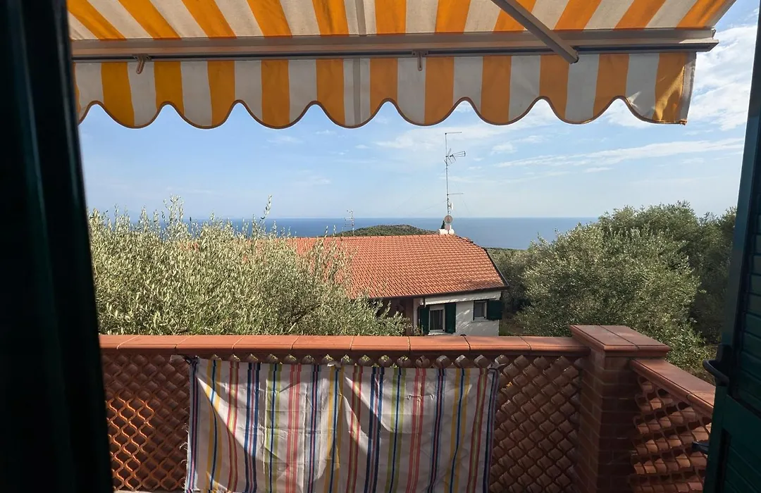 casa vacanze Villa BAIA-LUNA-1