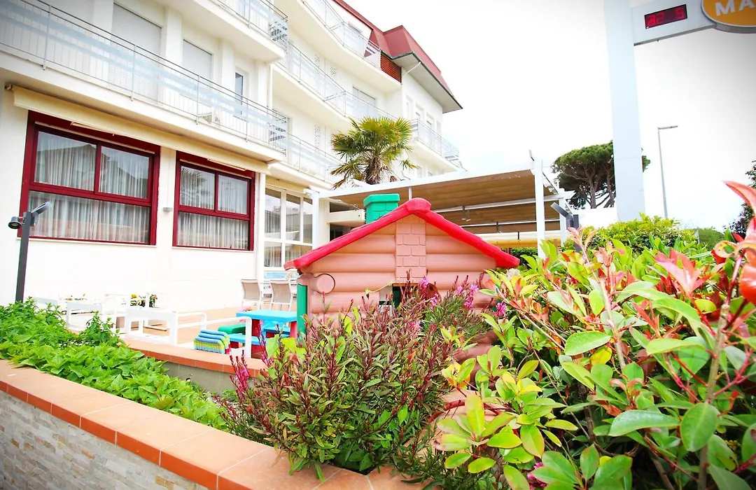 Hotel Manuela-1