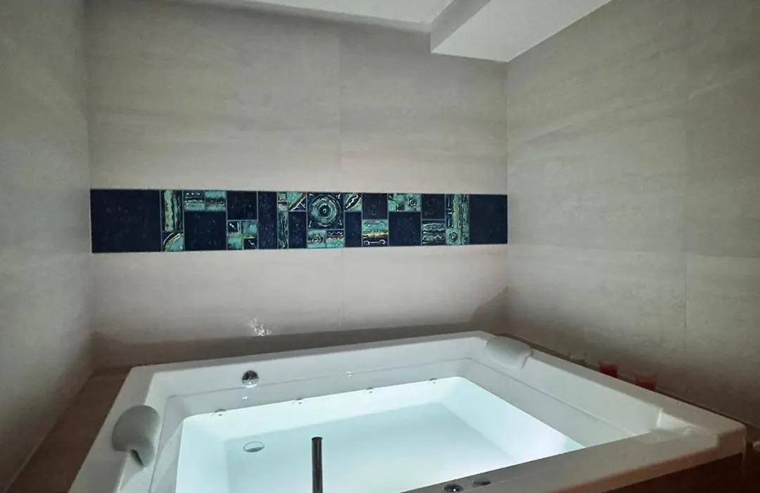 Frida Luxury B&B-1