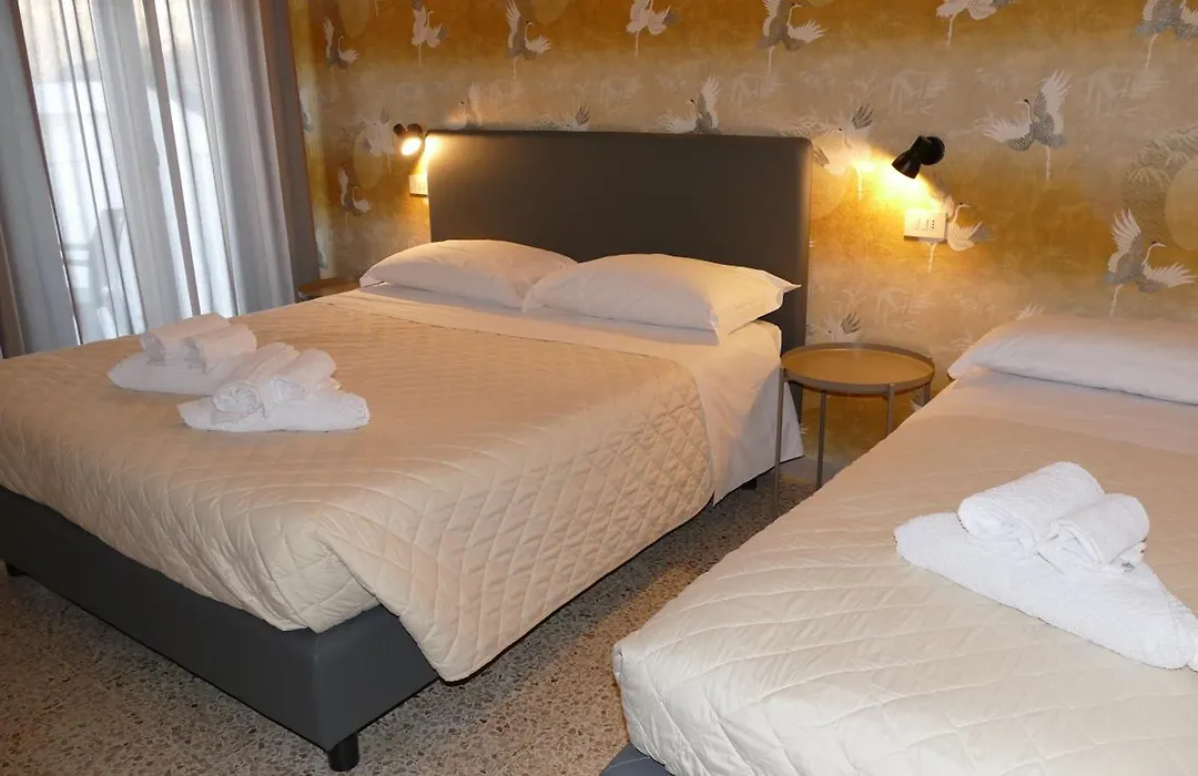 Hotel Spring-1