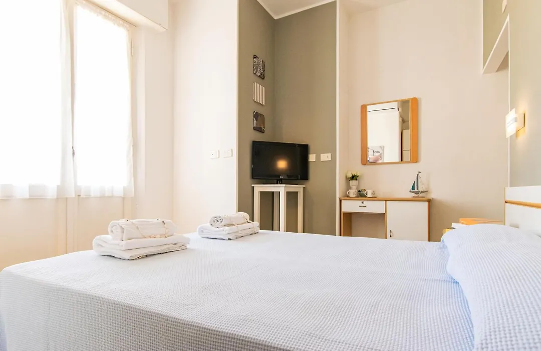 Hotel Lucciola-1