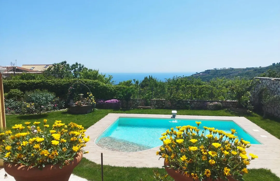 Villa Caruso-1