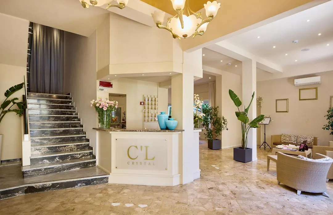 Hotel Crystal-1