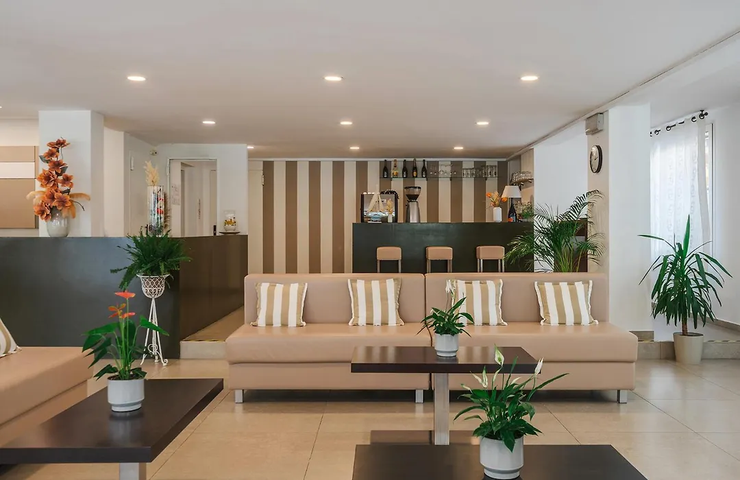 Hotel Carmen-1