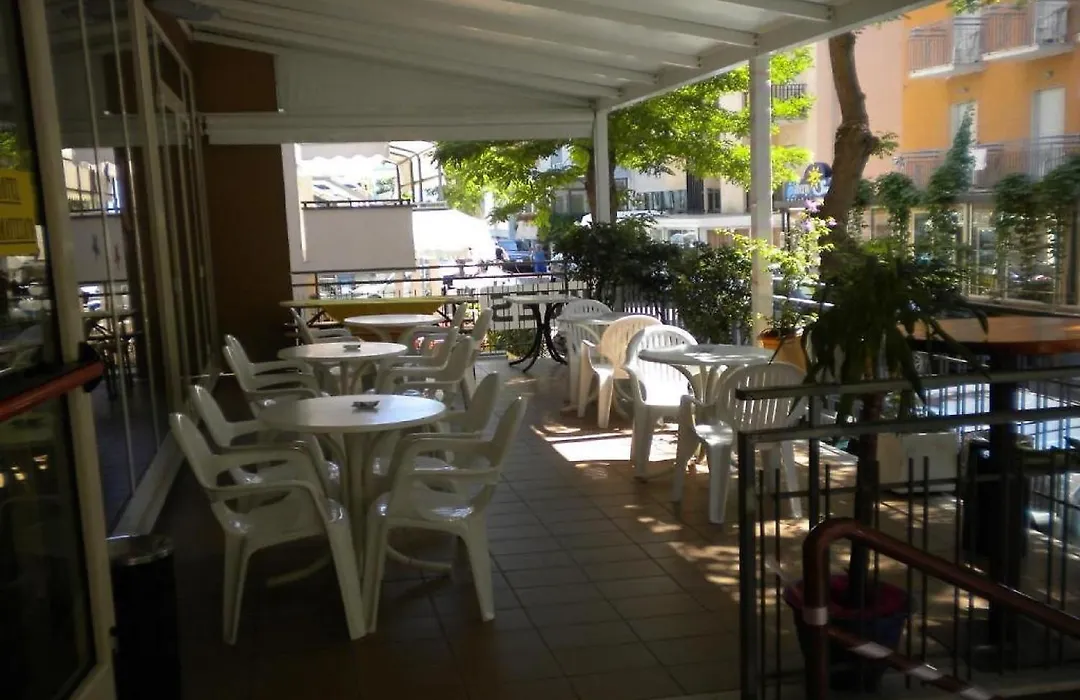 Hotel Nives Rimini-1