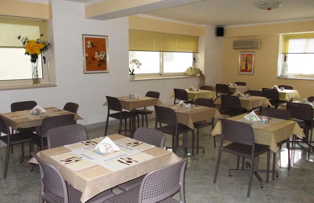 Hotel Solaria-1