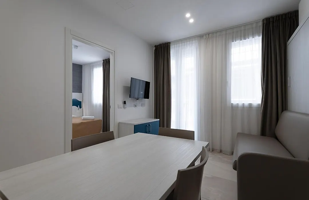 Residence Flow-R-1