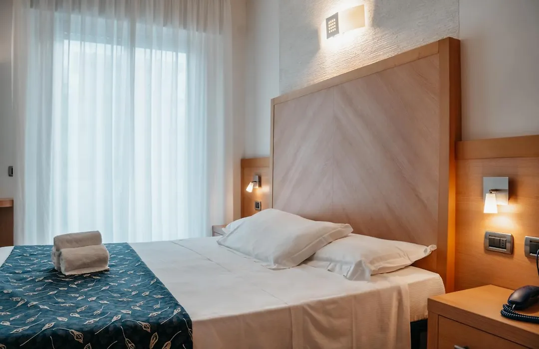 Hotel Tropical-1