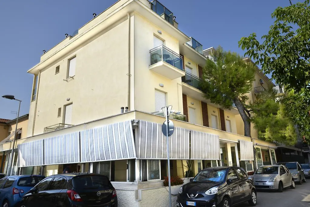 Hotel Ave-1