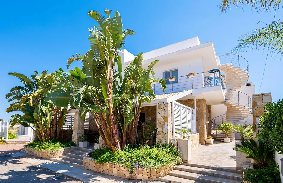 Punta Stilo-1