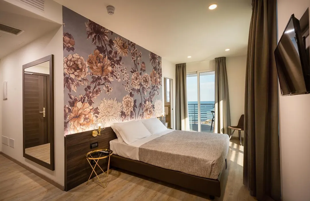 Hotel Tritone-1