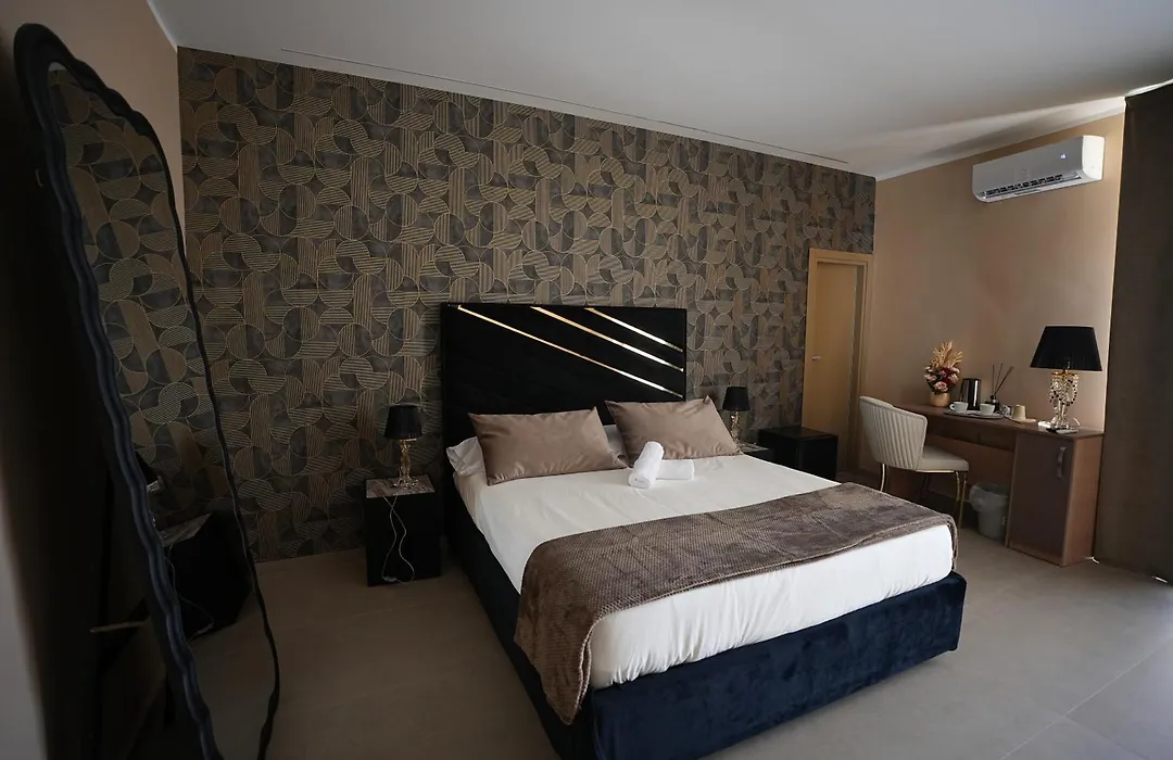 B&B Suites&Rooms piazza dei martiri-1
