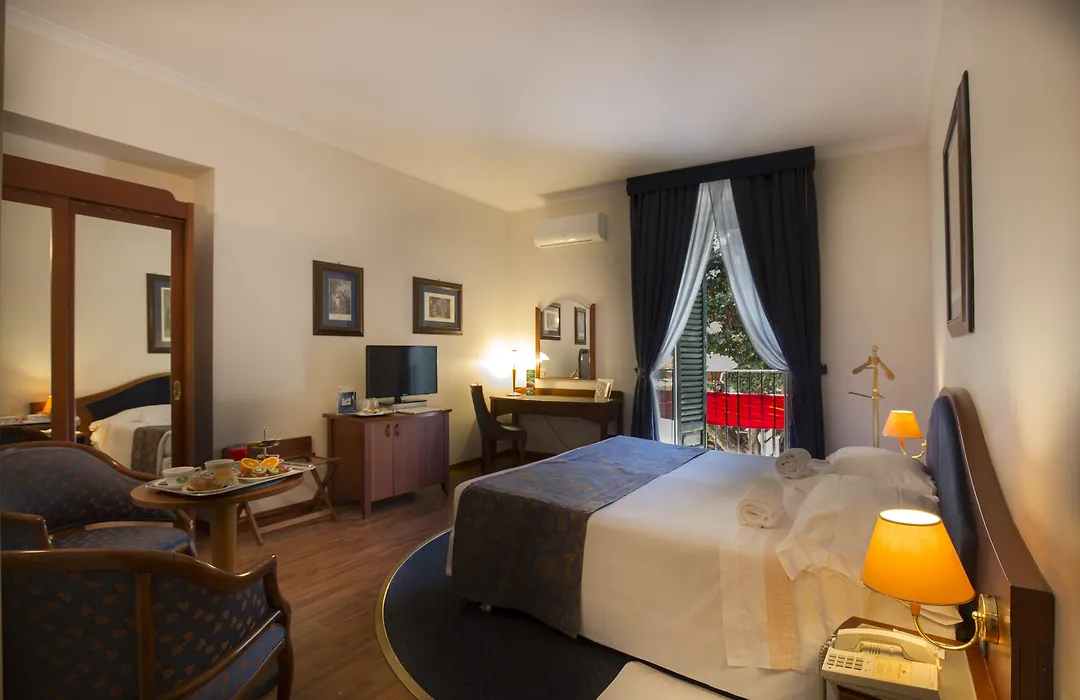 Massimo Plaza Hotel-1