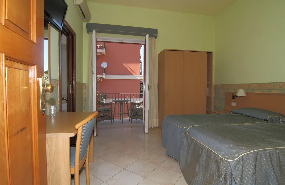 Hotel Nice-1