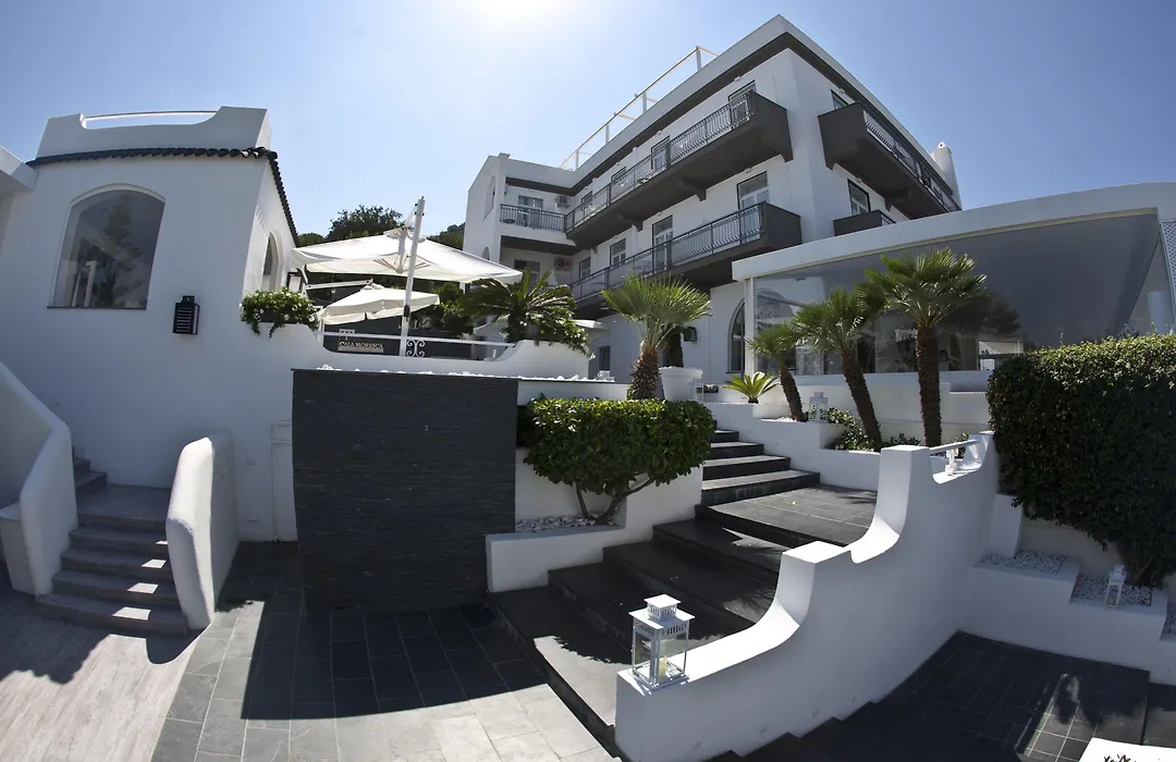 Hotel Cala Moresca-1