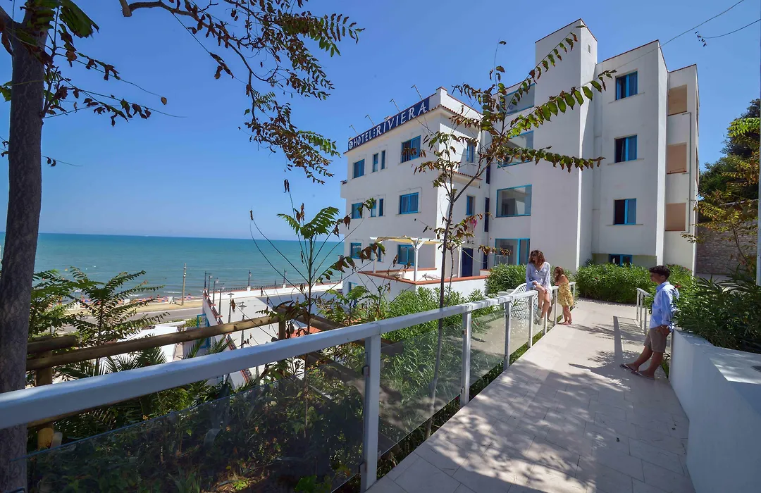Hotel Riviera-1