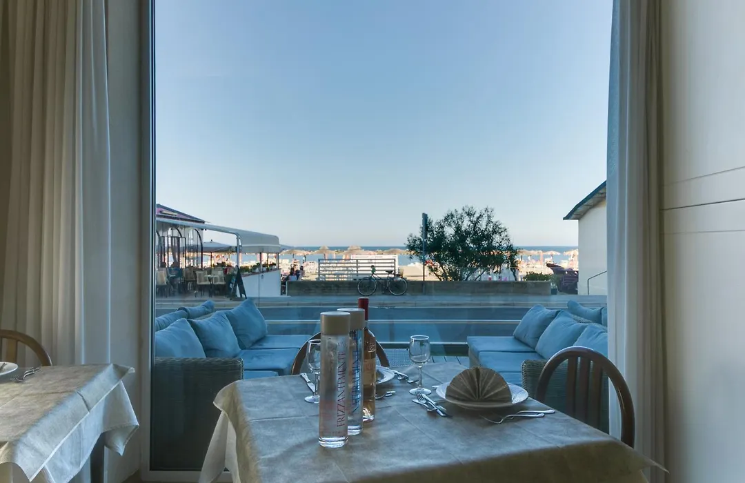 Hotel Alba D'Oro-1