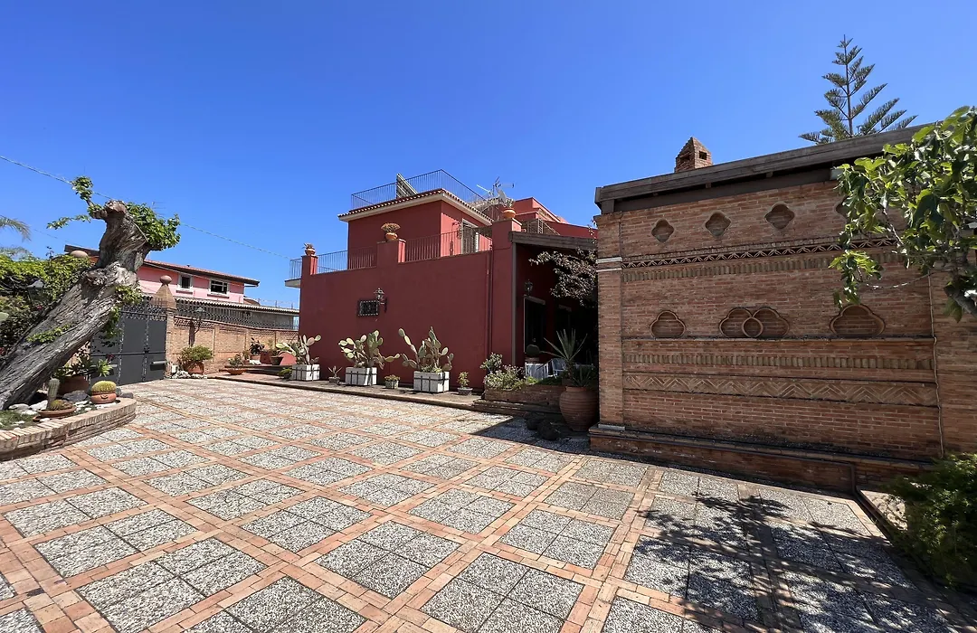 Villa Chiarenza Maison d'Hotes-1
