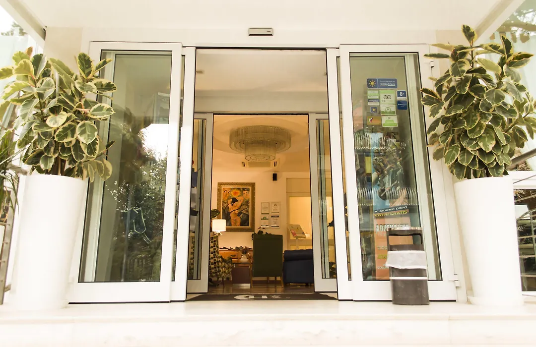 Hotel Calypso- Rimini Marina Centro-1