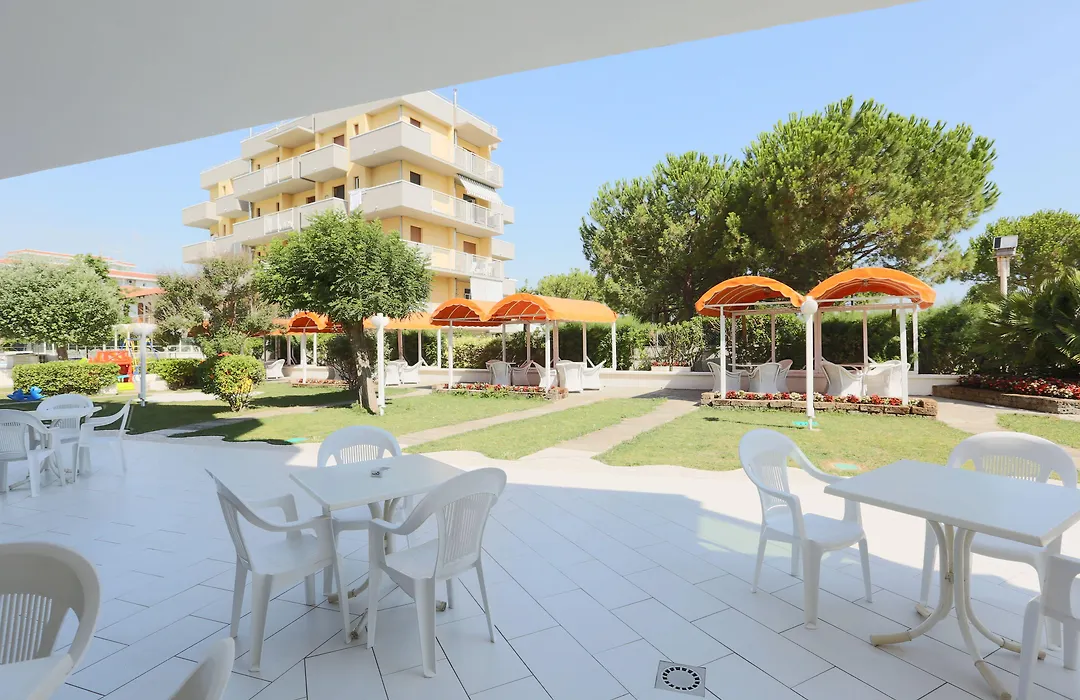 Hotel Marina Beach - Azzurro Club-1