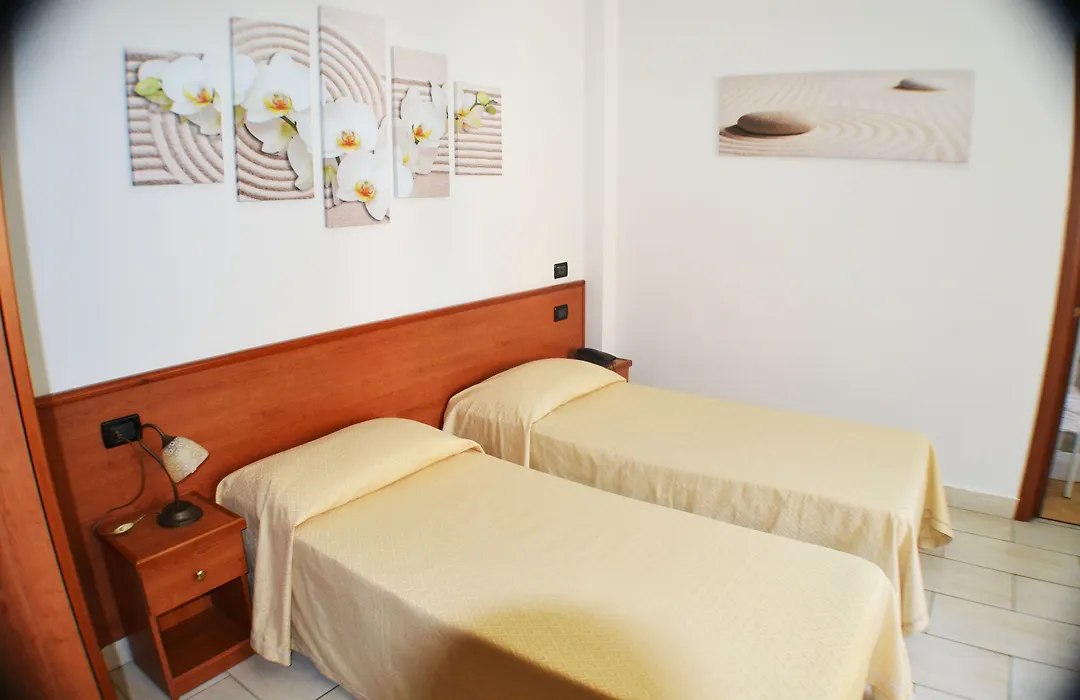 B&B Centrale Affittacamere-1