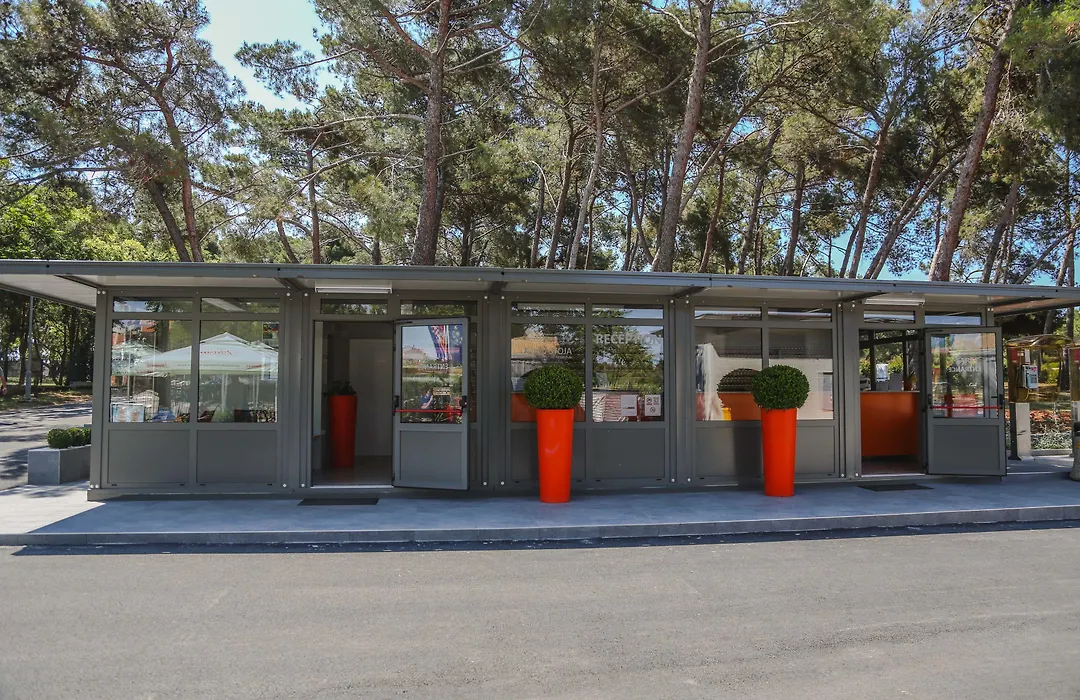 Arena Stoja Camping Homes-1