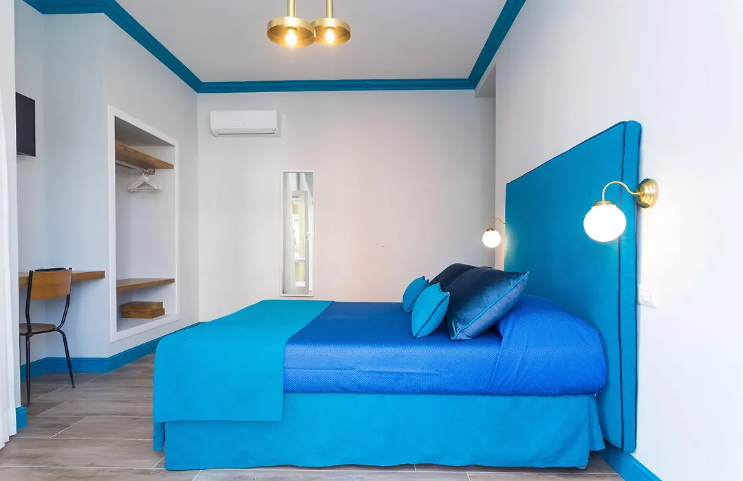 Sorrento Pool&Suites-1